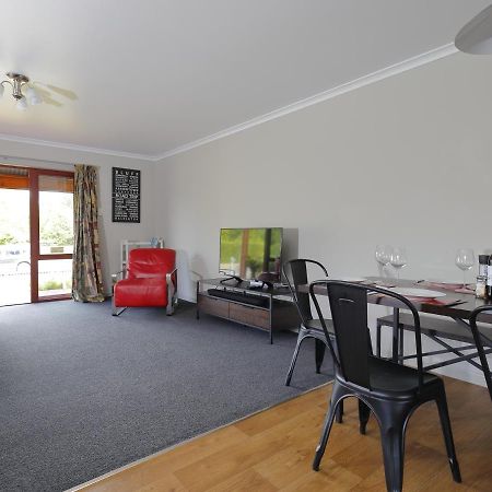 Mokonui Cottage - Te Anau Holiday Home Екстериор снимка