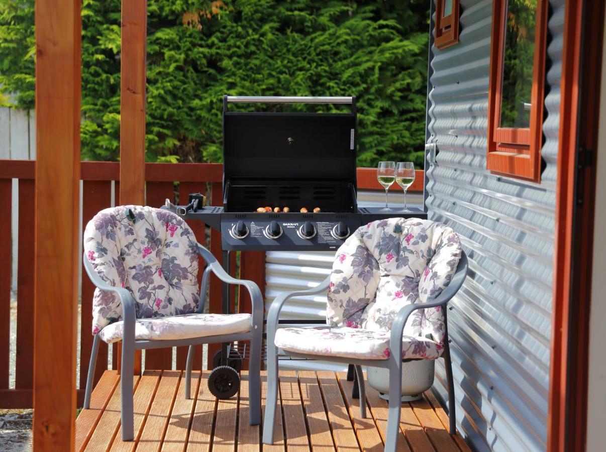Mokonui Cottage - Te Anau Holiday Home Екстериор снимка