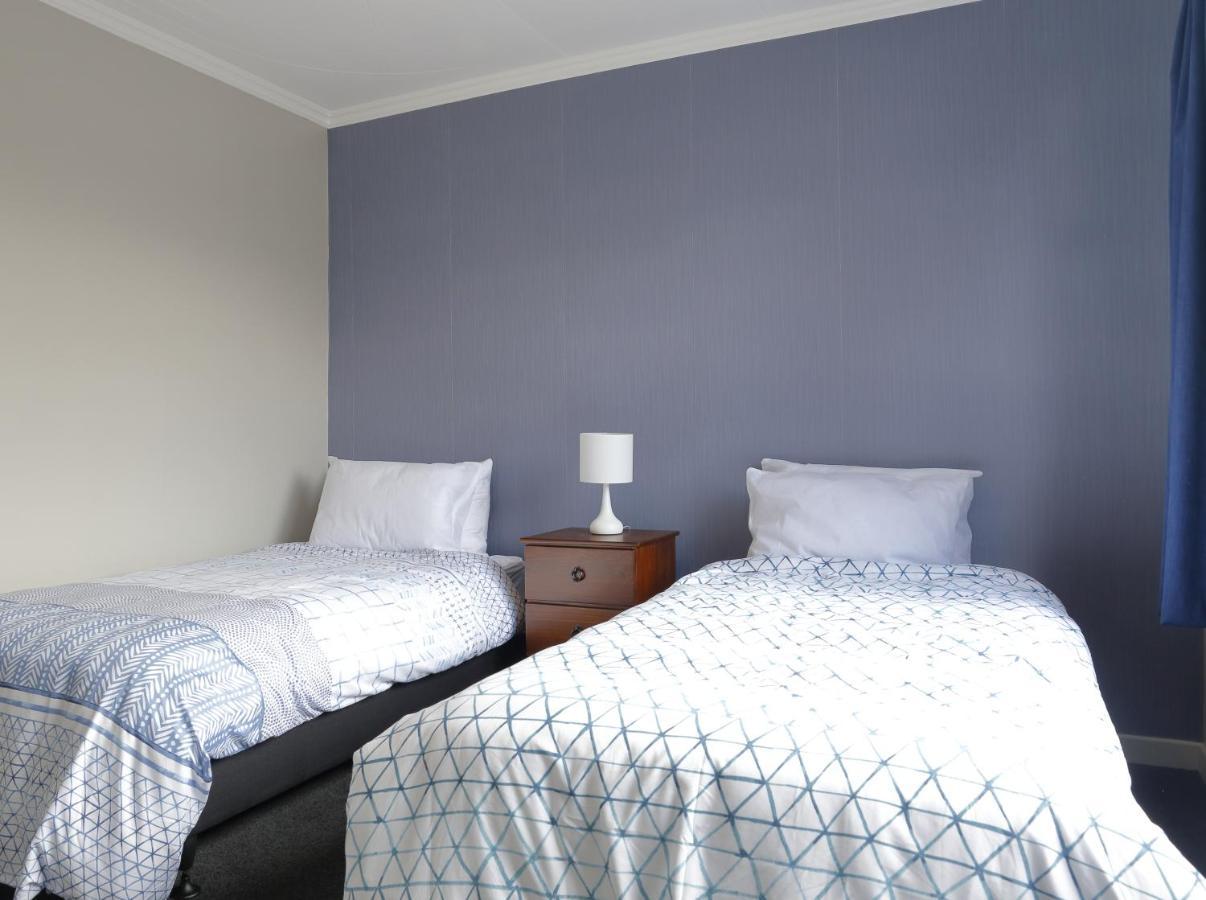 Mokonui Cottage - Te Anau Holiday Home Екстериор снимка