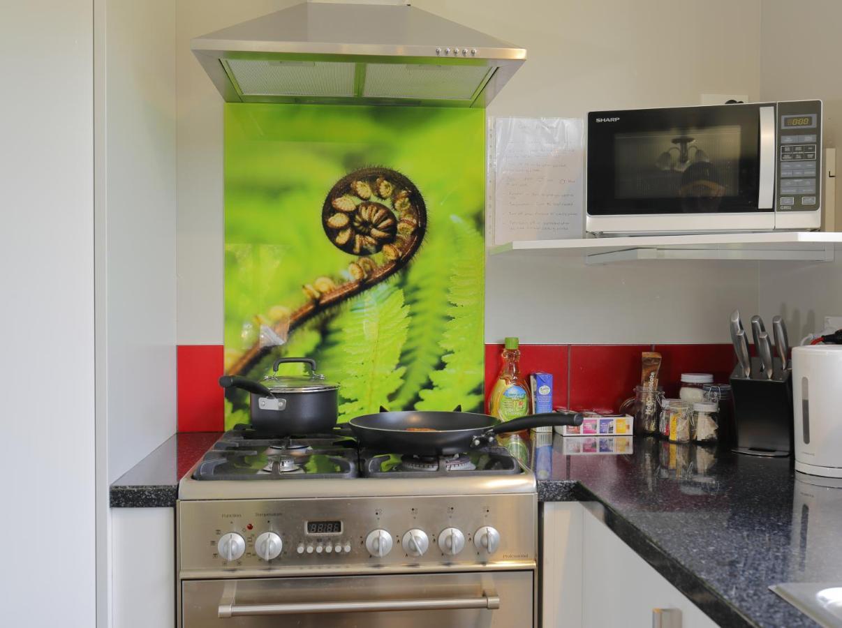Mokonui Cottage - Te Anau Holiday Home Екстериор снимка