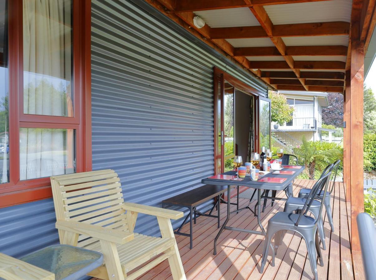 Mokonui Cottage - Te Anau Holiday Home Екстериор снимка